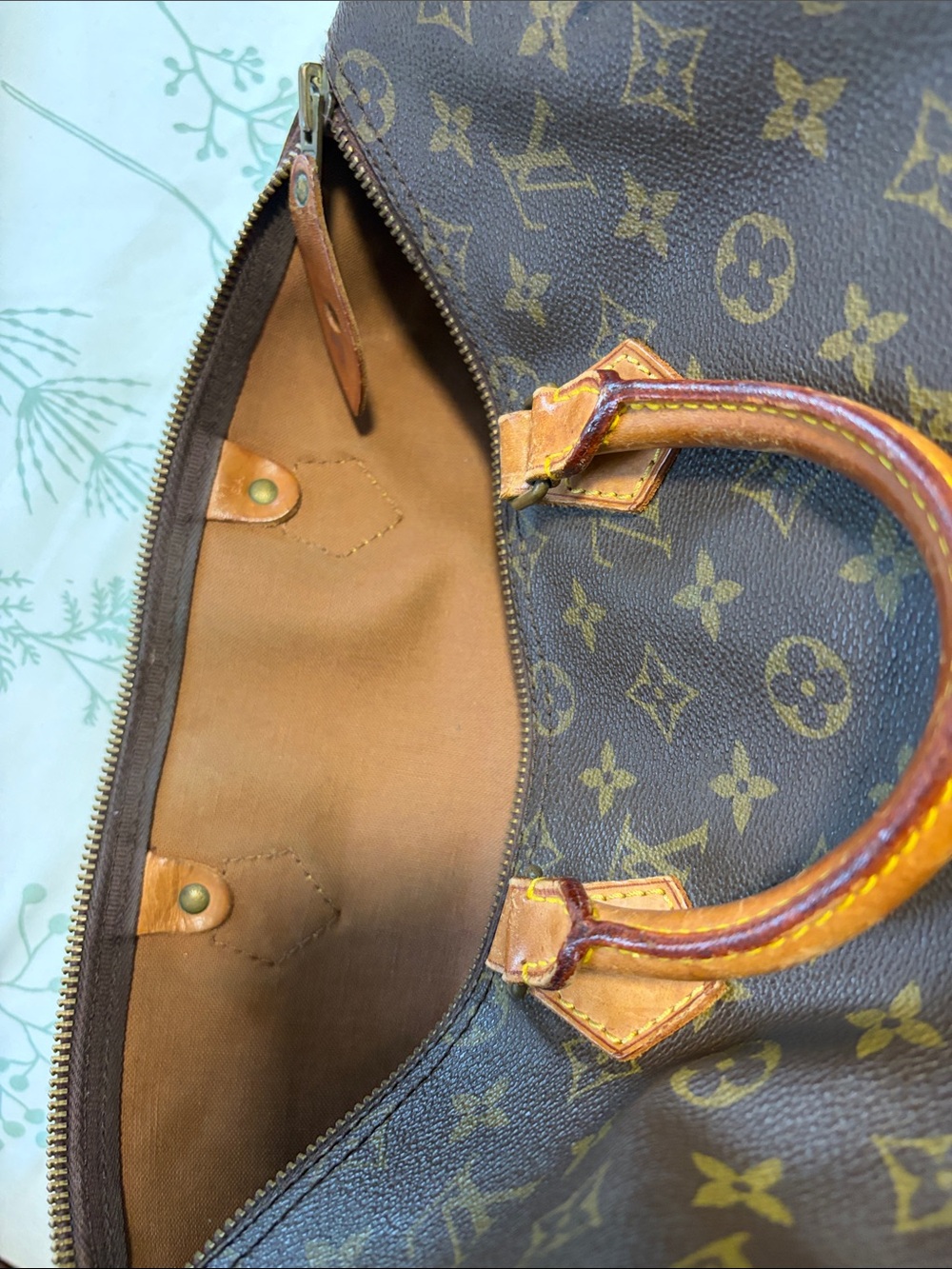 Louis Vuitton handbag. Speedy 40 Authentic - Picture 9 of 11